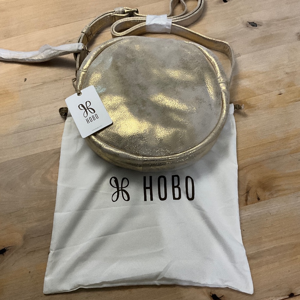 HOBO ROUND LEATHER BAG /BRAND NEW /DISTRESSED GOLD